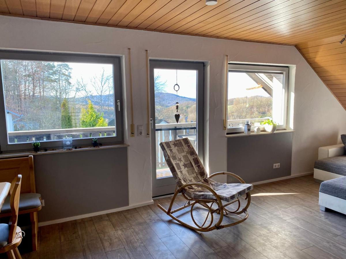 Ferienwohnung Mit Ausblick Mombris Ngoại thất bức ảnh